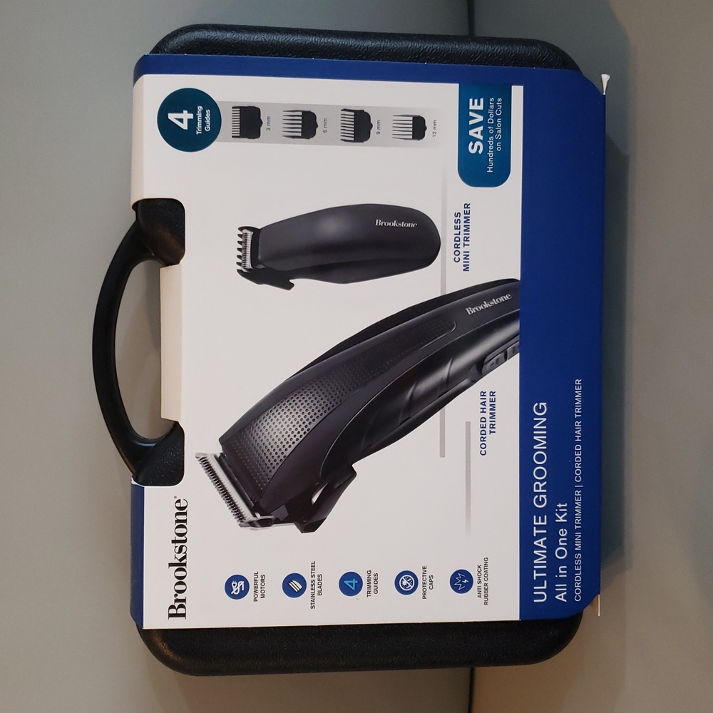 Brookstone Ultimate Grooming All in one kit NEW